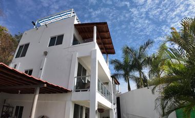 Casa en Pueblo Tequesquitengo