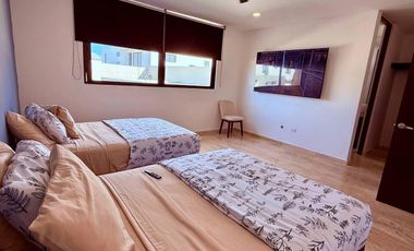 CASA EN VENTA AMUEBLADA TIPO VILLA EN PRIVADA YA' AX BEH, CONKAL.