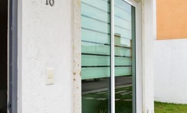 VENTA DE CASA EN FRACCIONAMIENTO RINCÓN DE XONACATLÁN