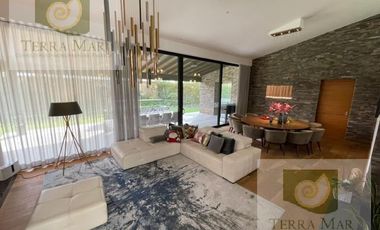 Casa en venta, Calzada Zavaleta