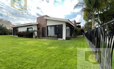 Casa en venta, Calzada Zavaleta