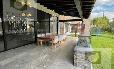 Casa en venta, Calzada Zavaleta