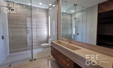 Casa en venta en Bosque de los Lagos, Jardines Univesidad, Zapopan