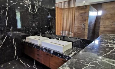 Casa en venta en Bosque de los Lagos, Jardines Univesidad, Zapopan