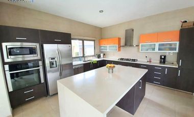 CASA EN VENTA FRACCIONAMIENTO SIERRA AZUL RESIDENCIAL