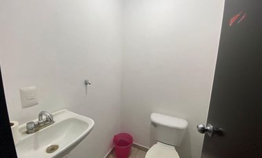 VENTA DE BODEGA SOBRE AVENIDA TECNOLÓGICO EN METEPEC