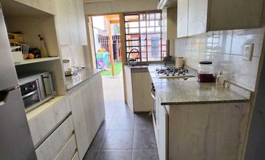 Casa en venta en LA CISTERNA