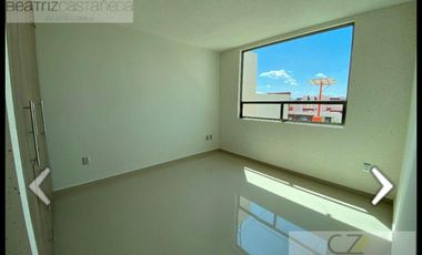 ASA SEMINUEVA DOS NIVELES, RESIDENCIAL MONTENOVO, PACHUCA, HGO.
