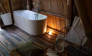 HOTEL EN VENTA/ TULUM/ ZONA HOTELERA/SEGUNDA LINEA DE PLAYA/ ROI ASEGURADO.