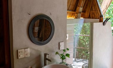 HOTEL EN VENTA/ TULUM/ ZONA HOTELERA/SEGUNDA LINEA DE PLAYA/ ROI ASEGURADO.