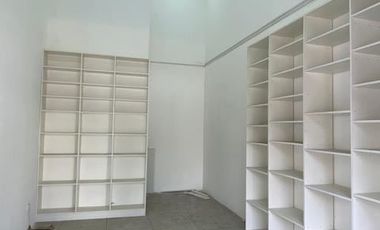 Local Comercial en Arriendo en Avenida Recoleta