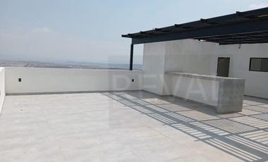 Linda Casa de Autor en Venta y Renta en Cumbres del Lago Juriquilla