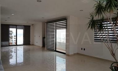 Linda Casa de Autor en Venta y Renta en Cumbres del Lago Juriquilla