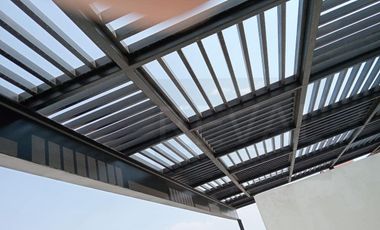 Linda Casa de Autor en Venta y Renta en Cumbres del Lago Juriquilla