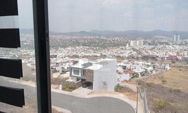 Linda Casa de Autor en Venta y Renta en Cumbres del Lago Juriquilla