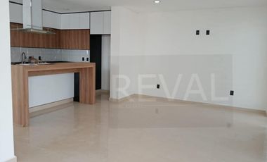 Linda Casa de Autor en Venta y Renta en Cumbres del Lago Juriquilla