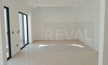 Linda Casa de Autor en Venta y Renta en Cumbres del Lago Juriquilla