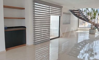 Linda Casa de Autor en Venta y Renta en Cumbres del Lago Juriquilla