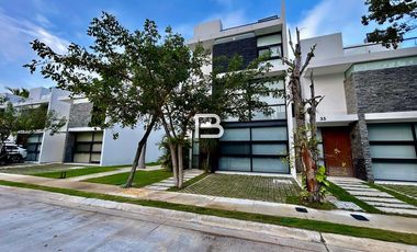 Country club Bahia Principe Casa Amueblada En Venta