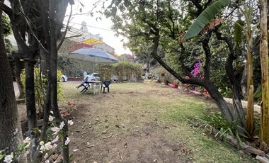 Casa con uso de suelo comercial esquina Luis Cabrera y Periférico frente a Walmart