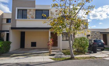 CASA EQUIPADA DE 3 RECAMARAS UBICADA EN CUMBRES NOVONORTE, CONKAL.