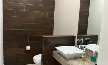 OFICINA EN RENTA EN PASEO BOLIVAR