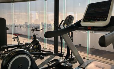 Espectacular departamento con vista al parque, 3 recámaras, 3.5 baños, 3 autos, alberca y gimnasio