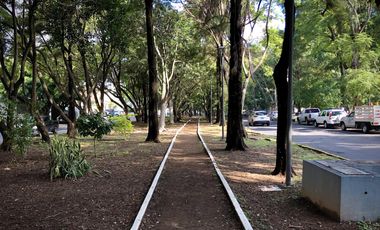 Espectacular departamento con vista al parque, 3 recámaras, 3.5 baños, 3 autos, alberca y gimnasio