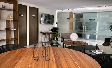 Espectacular departamento con vista al parque, 3 recámaras, 3.5 baños, 3 autos, alberca y gimnasio