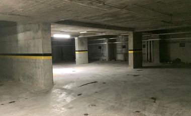 Espectacular departamento con vista al parque, 3 recámaras, 3.5 baños, 3 autos, alberca y gimnasio