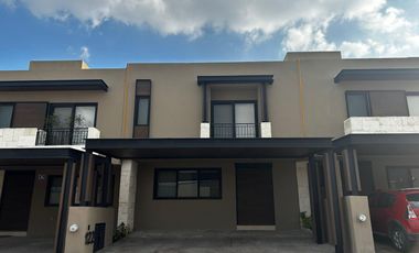 Casa en Renta en Condominio: Villa Magna, El Campanario