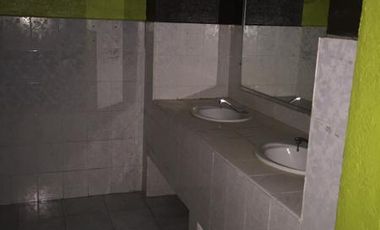 VENTA DE LOCAL CERCA DE CENTRAL CAMIONERA