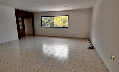 CASA EN RENTA EN CONTRY