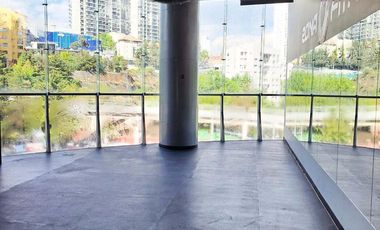 Local Comercial de 592 m2 en Renta, Santa Fe. C