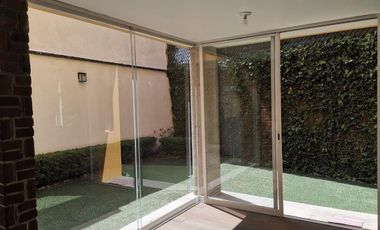 Preciosa Casa en condominio