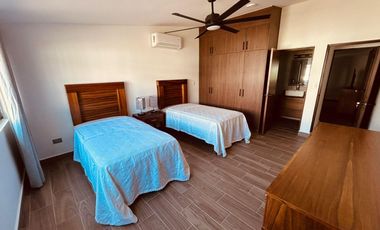 Casa en  renta en El Cid