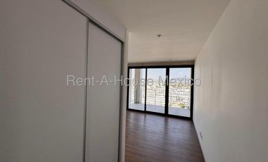 Altos de Juriquilla departamento de 3 recamaras en RENTA RAH3435