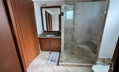 Renta departamento  frente al mar en ZH Cancun