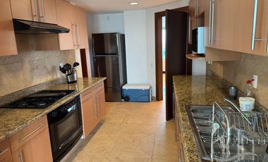 Renta departamento  frente al mar en ZH Cancun