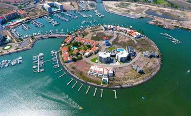 Departamento en renta anual en Isla Mazatlán, Marina