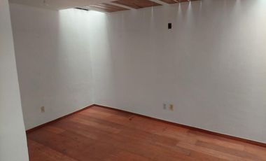 RENTA DE OFICINA EN SAN SEBASTIÁN MUY CERCA DEL CENTRO DE TOLUCA