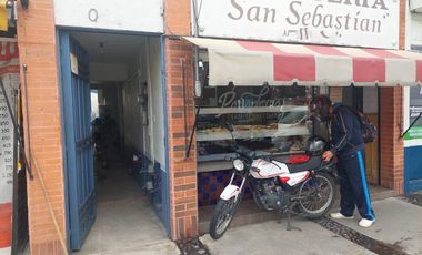 RENTA DE OFICINA EN SAN SEBASTIÁN MUY CERCA DEL CENTRO DE TOLUCA