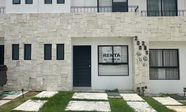 Casa - Fraccionamiento Candora