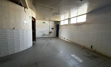 Local En Renta Calzada De Los Arcos 23