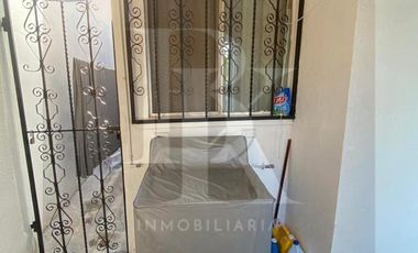 CASA EN RENTA AMUEBLADA EN RINCON DE CASA BLANCA