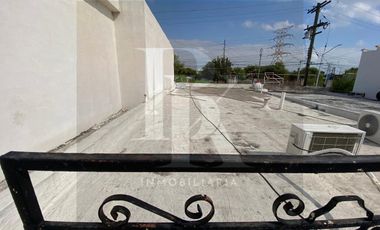 CASA EN RENTA AMUEBLADA EN RINCON DE CASA BLANCA