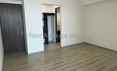 El Campanario departamento de 3 recamaras en RENTA RAH2720