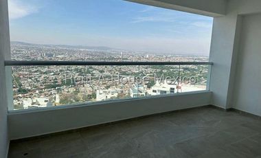 El Campanario departamento de 3 recamaras en RENTA RAH2720