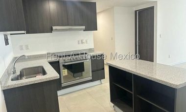 El Campanario departamento de 3 recamaras en RENTA RAH2720