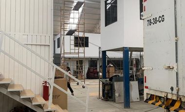 Bodega en renta de 1,900 m² en Naucalpan